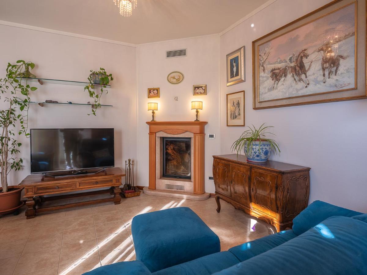 Il Bosco Di Re Guesthouse, Camera Matrimoniale Reggio Emilia Eksteriør billede