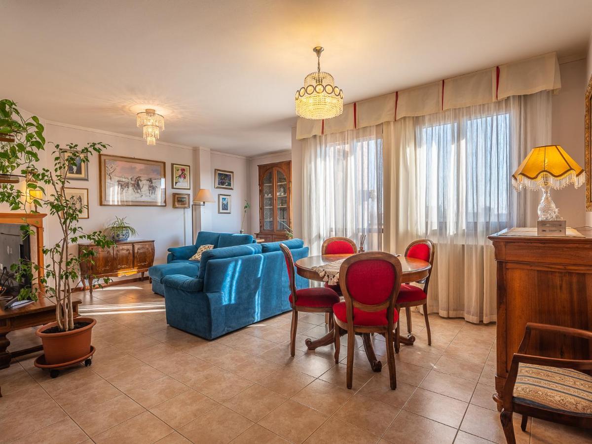 Il Bosco Di Re Guesthouse, Camera Matrimoniale Reggio Emilia Eksteriør billede
